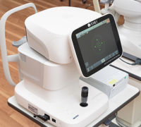 <div align="left">・角膜の内側にある細胞(角膜内皮細胞)の数や形を調べます。<br>
・白内障手術の前後やコンタクトレンズを長期的に使用している方に検査します。</div>